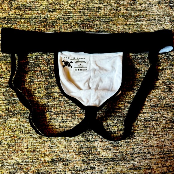 Skull & Bones Jockstrap - Picture 2 of 2
